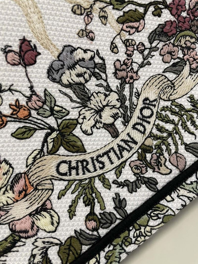 Christian Dior Shopping Bags